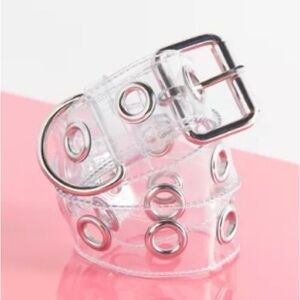 UO NWOT Large Clear & Silver Grommet Belt Women Medium 38”